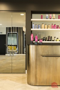 Création, conception et décoration du salon de coiffure MGB sur Chantilly
