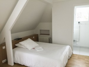 Création d’une salle de douche dans une chambre d’amis sur Chantilly