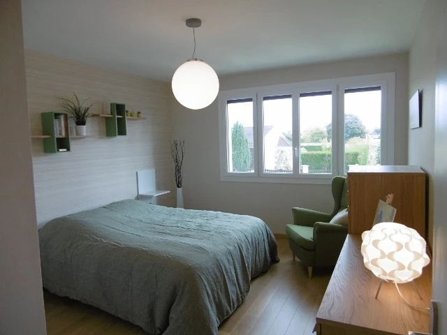 Rénovation d'une chambre sur PONT ST MAXENCE