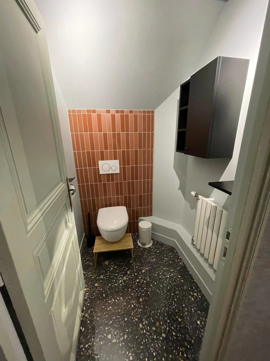 Rénovation et décoration d’un WC sur Pontpoint