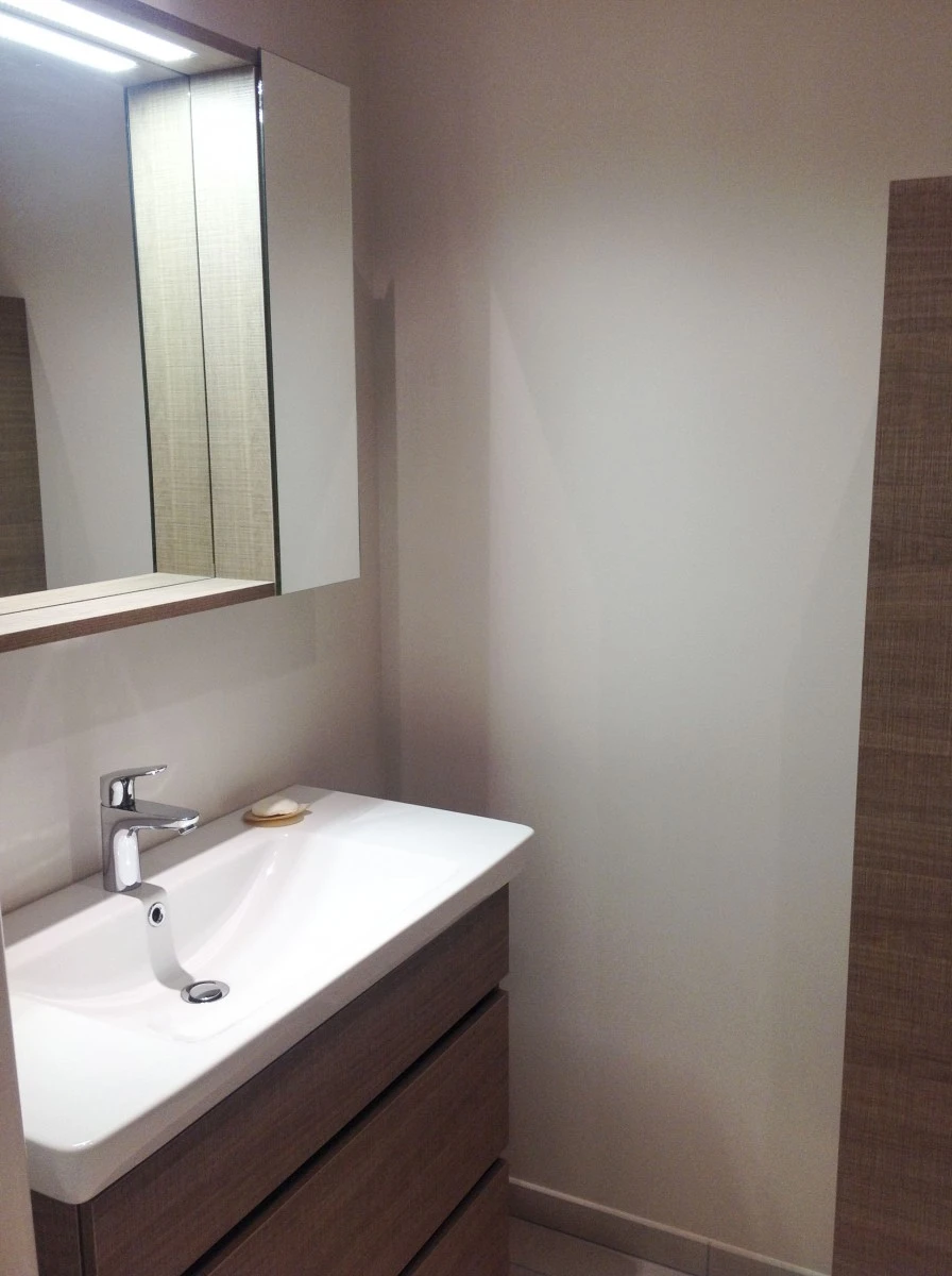 Rénovation et Décoration d'une Salle de bain dans un appartement sur Senlis