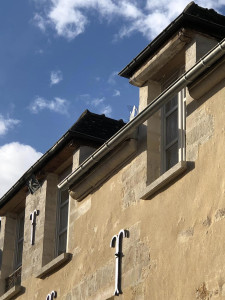 Rénovation complète d'une façade sur Senlis