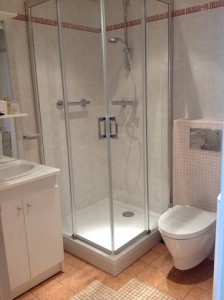Confort, Mobilité et Sécurité pour une salle de bain existante sur Senlis