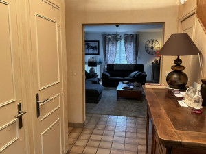 Rénovation d’une entrée et d’une montée d’escalier sur Fleurines