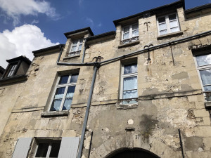 Rénovation complète d'une façade sur Senlis