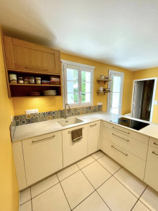 Rénovation d’une cuisine sur mesure (inspiration du Sud) sur Fleurines