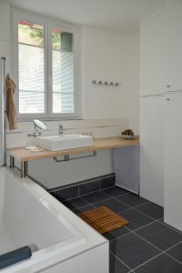 Rénovation et Décoration d'une salle de bain dans une maison à Creil