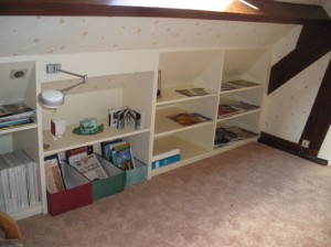 Aménagement d'un palier d'accès aux chambres en sous-pente