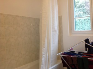 Rénovation et Décoration d'une salle de bain dans une maison à Creil