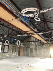 Décoration et agencement de l'accueil de l'agence INEO et EQUANS de Compiègne