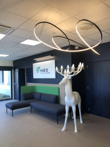 Décoration et agencement de l'accueil de l'agence INEO et EQUANS de Compiègne