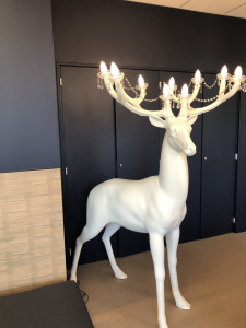 Décoration et agencement de l'accueil de l'agence INEO et EQUANS de Compiègne
