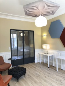 Décoration et Agencement de bureaux  pour un Cabinet d‘expertise Comptable  - Salle d’Attente -