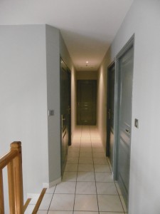 Décoration d’une entrée et d’une mezzanine sur Senlis