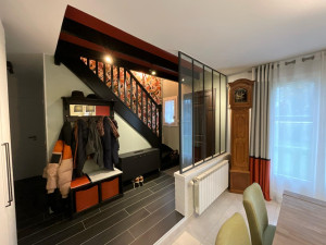 Rénovation d'une entrée, d'un palier, et d'une montée d'escalier