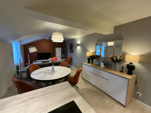 Transformation totale d’un salon, salle à manger et cuisine