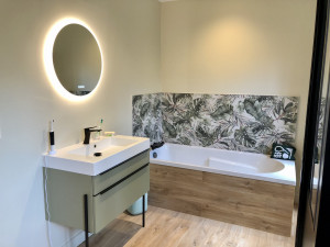 Création d'une salle de bain avec espace dressing intégré sur Ermenonville